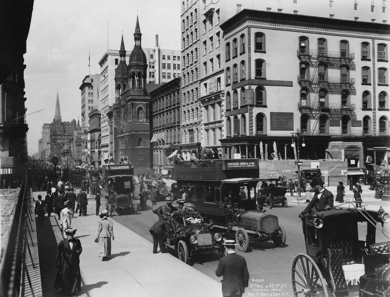 Fifth Avenue And 42Nd Street, New York, New York, 1909