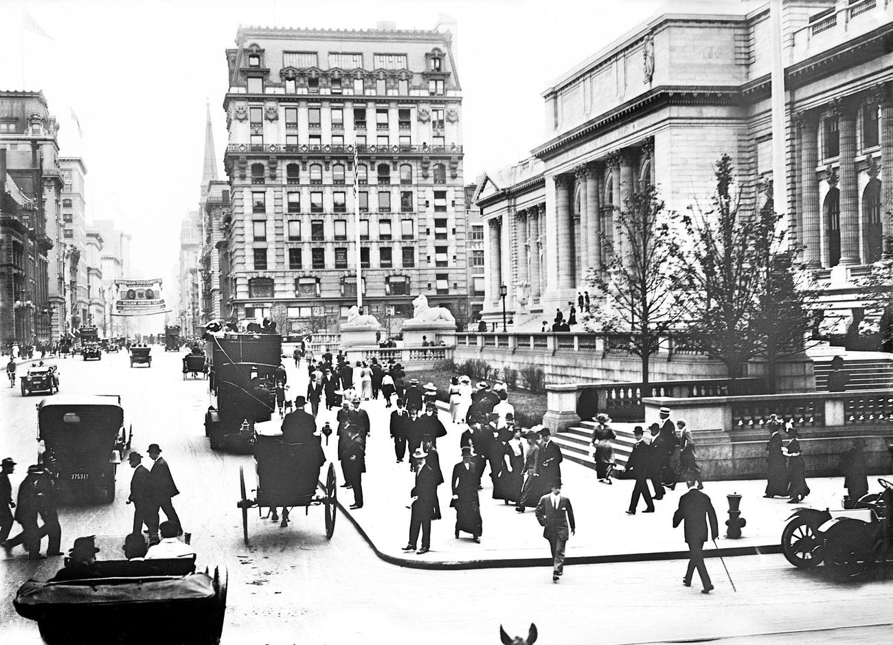 Fifth Avenue And New York Public Library At Forty-Second Street, New York City, New York, Usa, Detroit Publishing Company, 1908