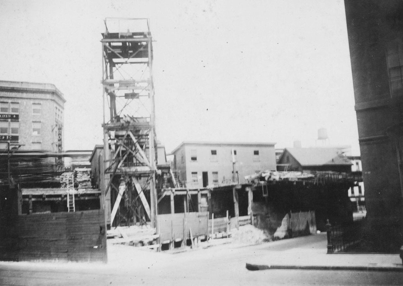 Catskill Water Shaft, On Site Of Ritter'S Dental Establishment, At The Junction Of Flatbush Avenue, 3Rd Avenue, And Schermerhorn Street, 1917