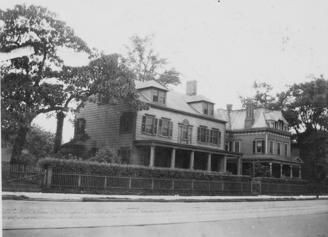 Judge John J. Vanderbilt House (Left), 590 Flatbush Avenue, West Side, 582 Flatbush (Right) Is A Later Vanderbilt House, 1922