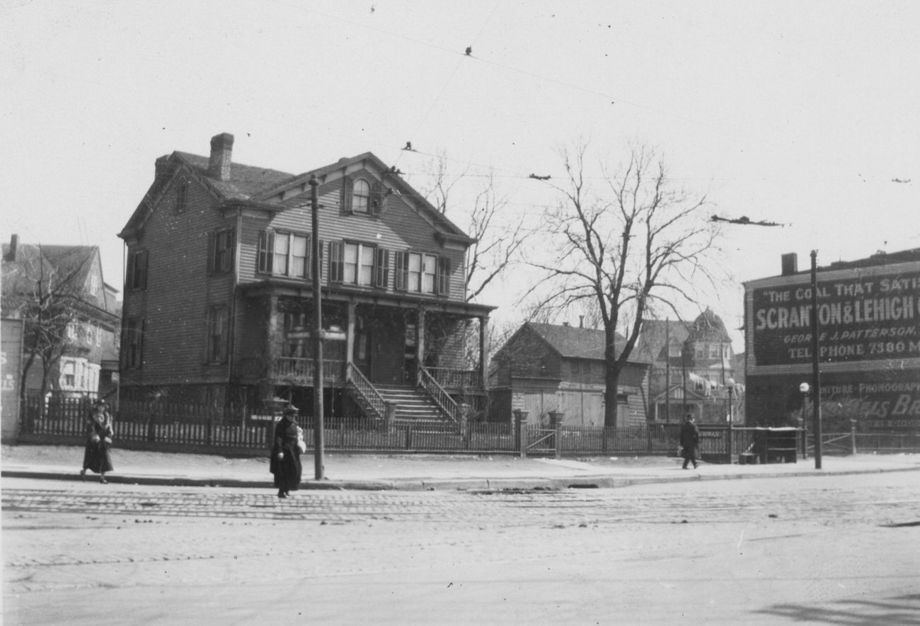 Nicholas Brown House, 1555 Flatbush Avenue, Southeast Corner Of Flatbush Avenue And Nostrand Avenue, 1922