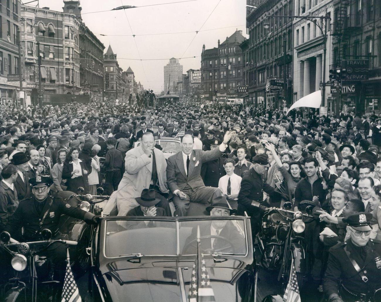 Brooklyn Dodgers President Larry Mcphail And Manager Leo Durocher Photographed During The Dodger Victory Parade On Flatbush Avenue On September 19, 1941.