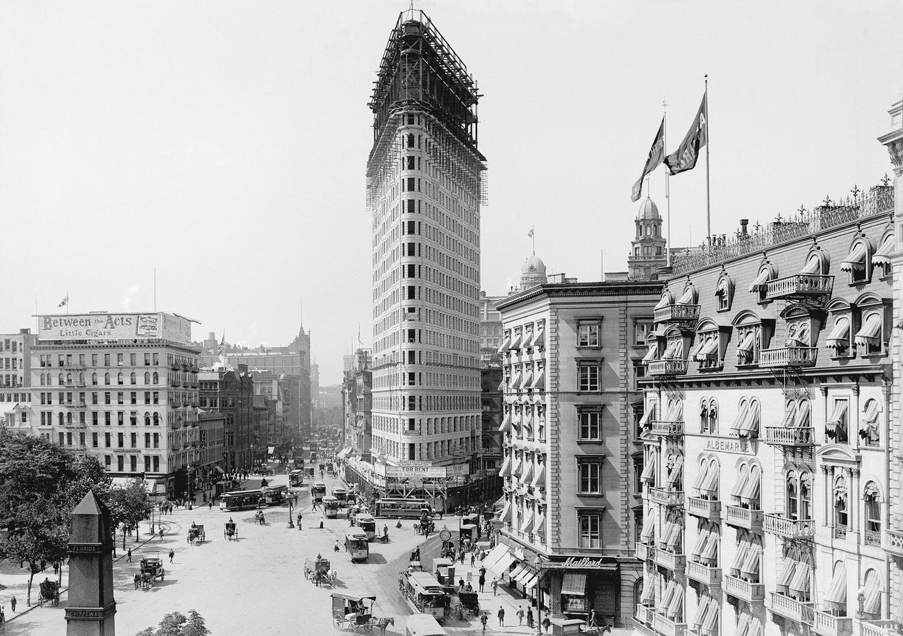 Flatiron Building Under Construction At East 23 Street Where Broadway Crosses Fifth Avenue.