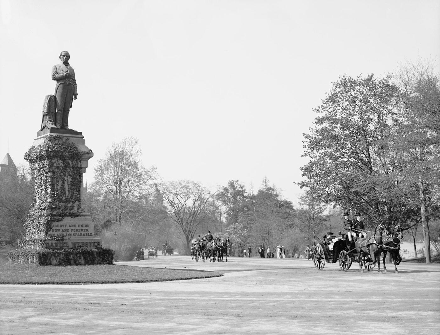 The Driveway, Central Park, 1900