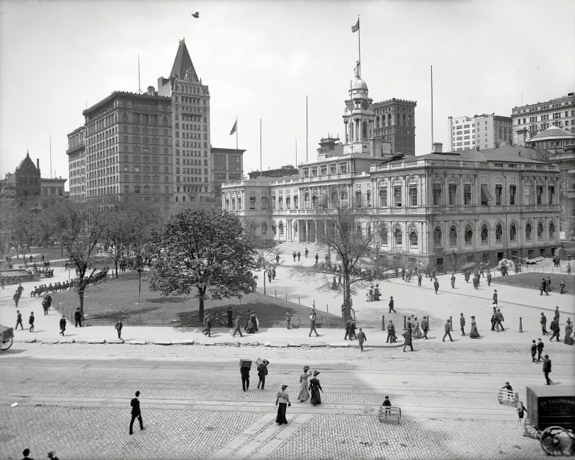 City Hall And Park, Manhattan, New York City, 1905