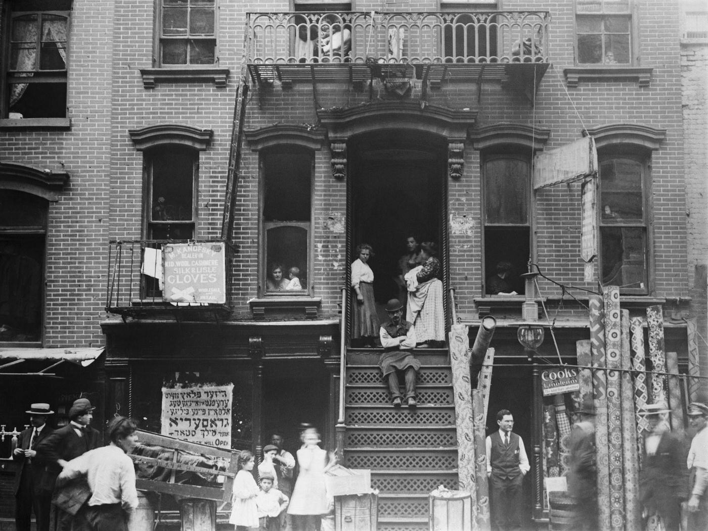 Street Scene Of Lower East Side, New York City, 1910