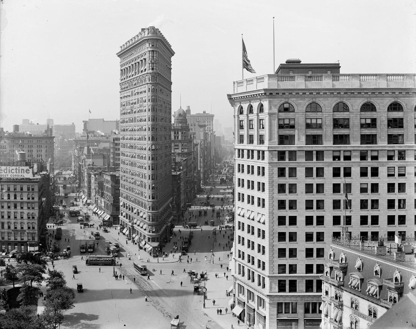 Looking South To Flatiron Building, Broadway And Fifth Avenue, New York City, Early 1910'S