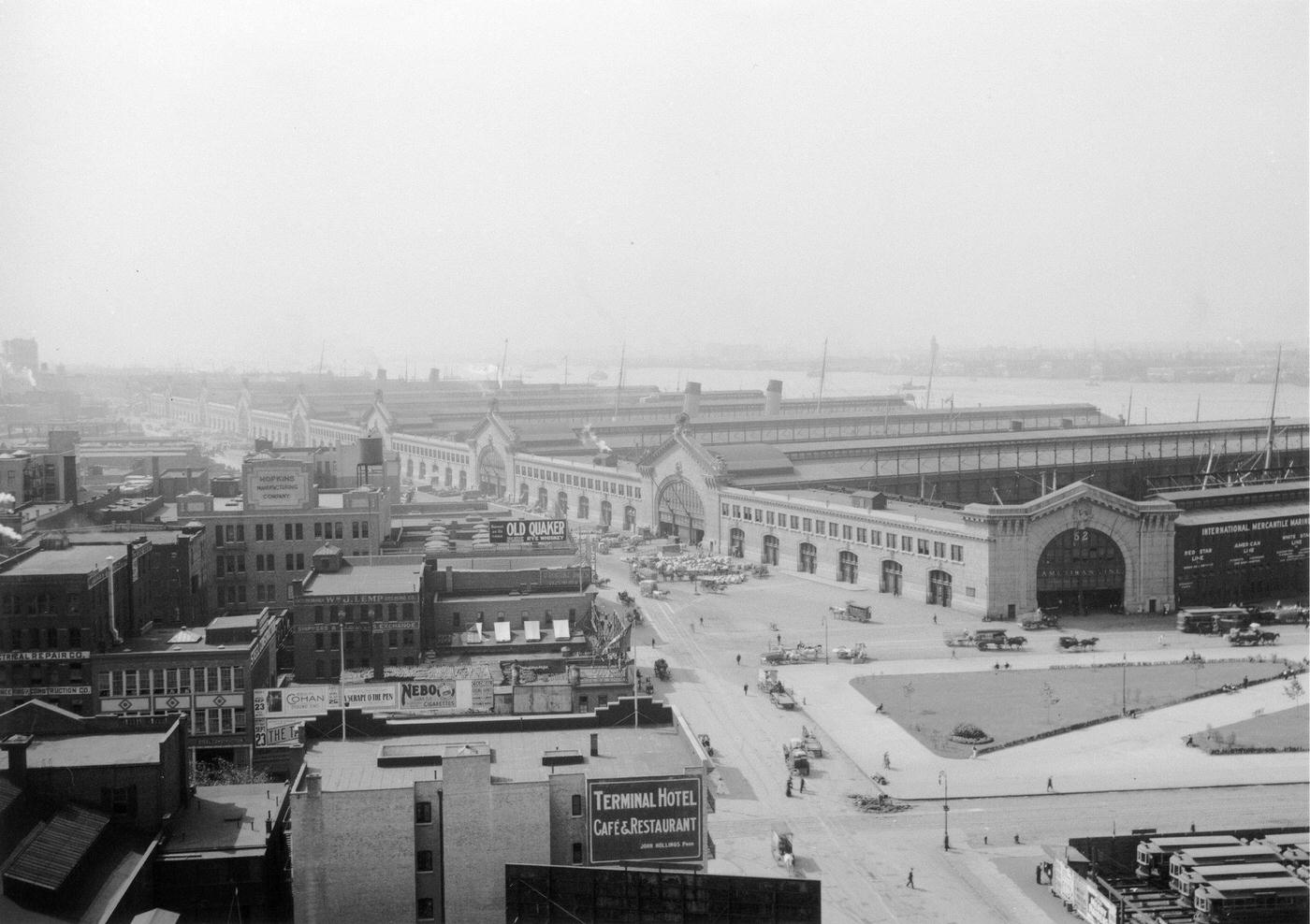 Chelsea Piers, On The City'S West Side, Manhattan, 1920.