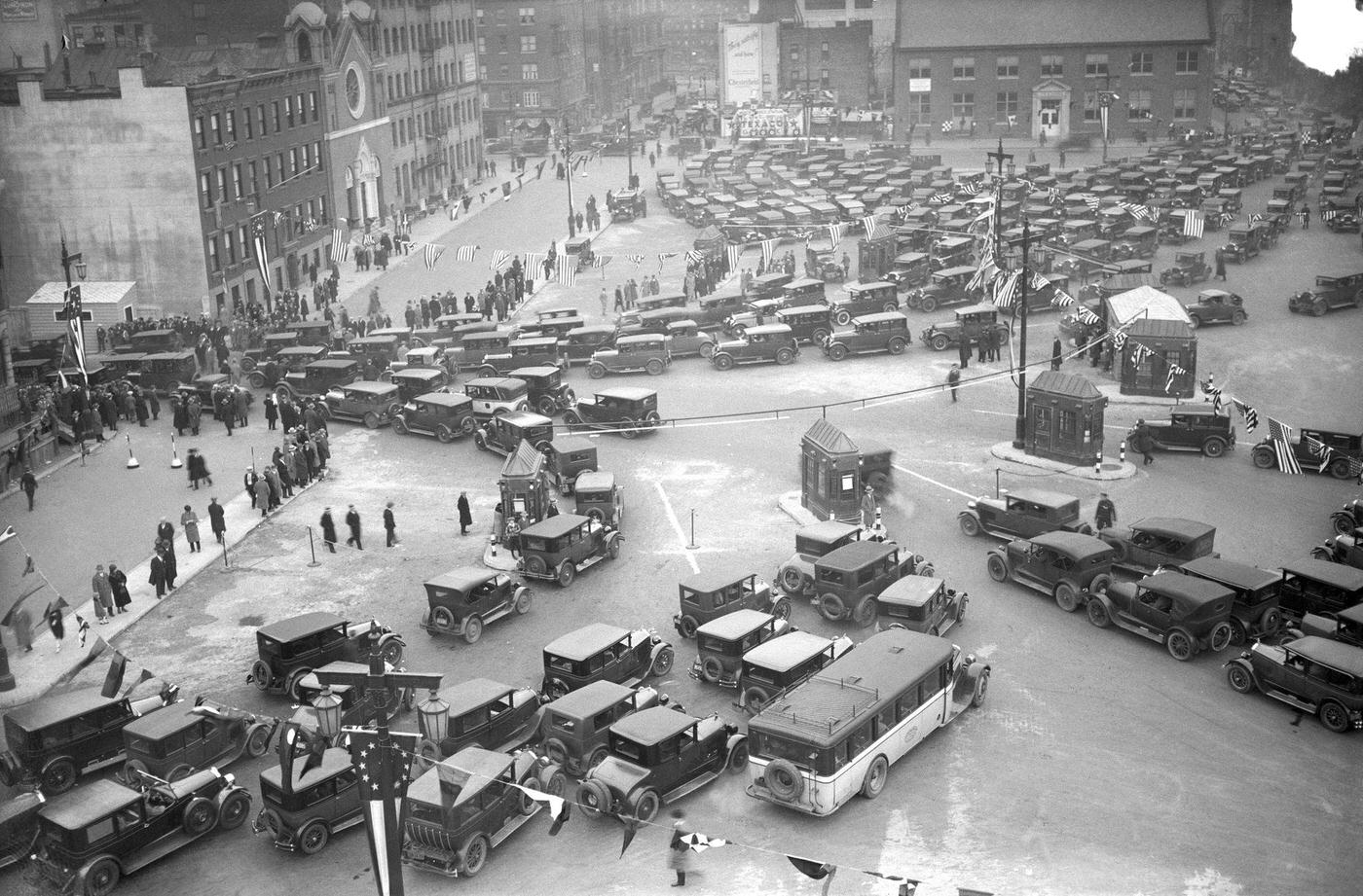 Holland Tunnel Opening To Traffic, New York Entrance On Broome St., Manhattan, 1927.