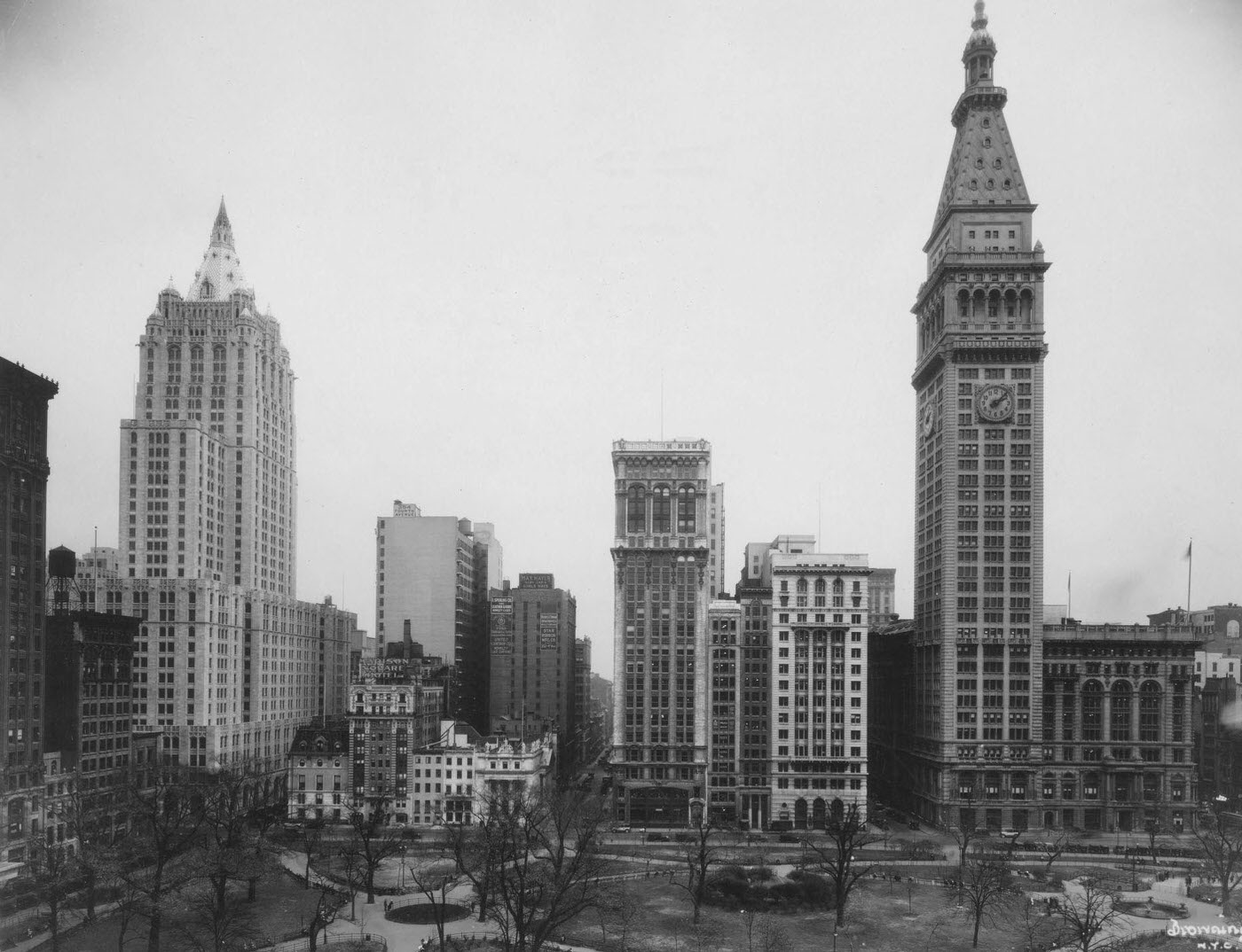 New York Life &Amp;Amp; Met Life, View East From Madison Square Park, Manhattan, 1929