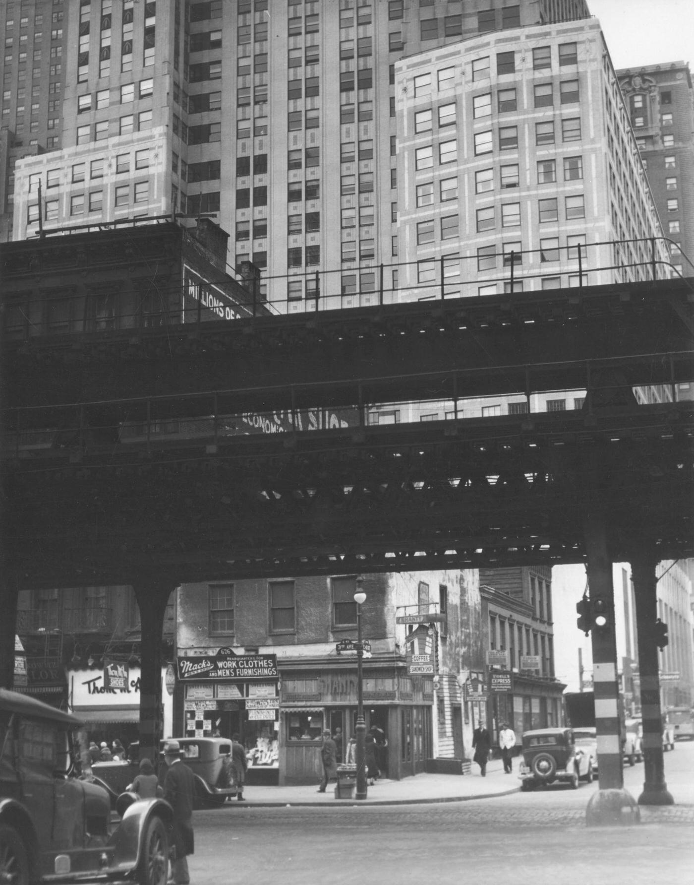 Third Avenue &Amp;Amp; 45Th Street Looking West, Chrysler Building In Background, Manhattan, 1929