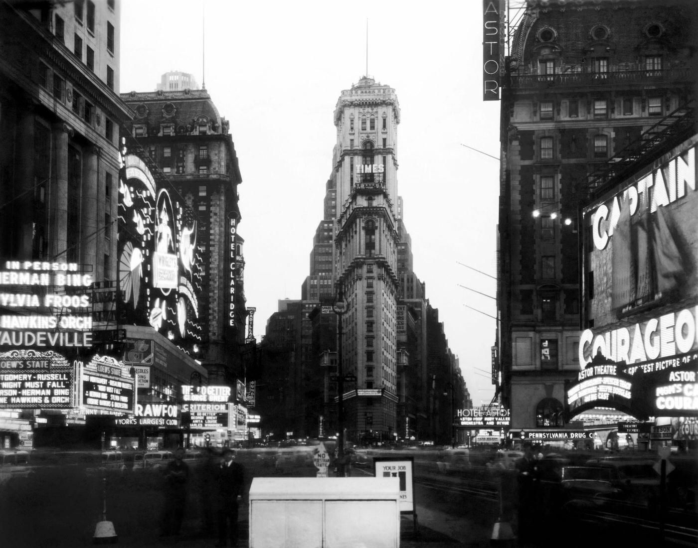 A View Of Times Square, Manhattan, 1937.