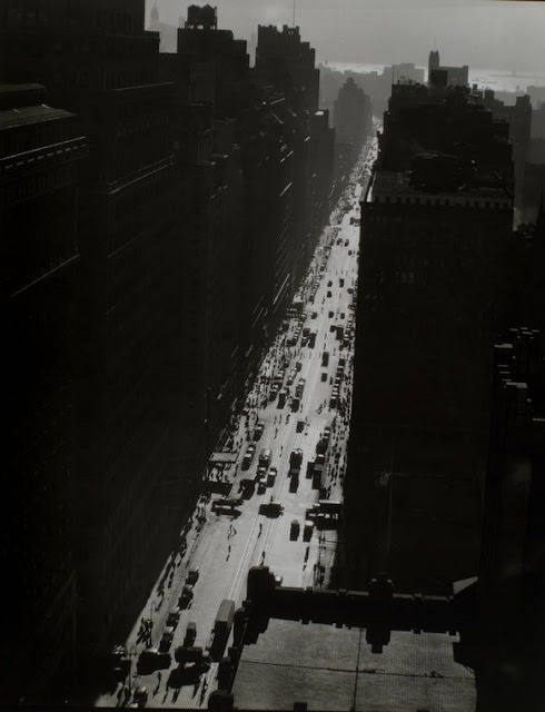 Seventh Avenue Looking South From 35Th Street, Manhattan, December 05, 1935