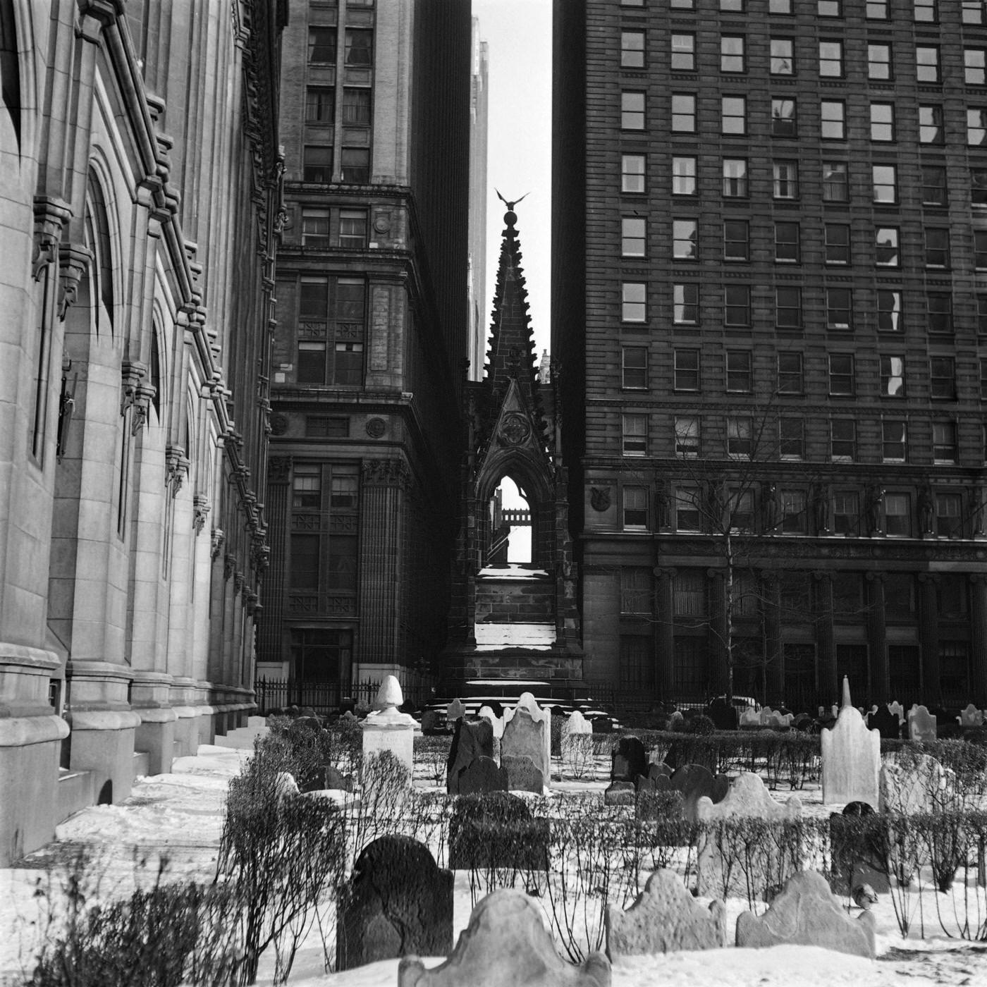 17Th And 18Th Century Graves Covered With Snow In The Cemetery Surrounding Trinity Church, Manhattan, 1947