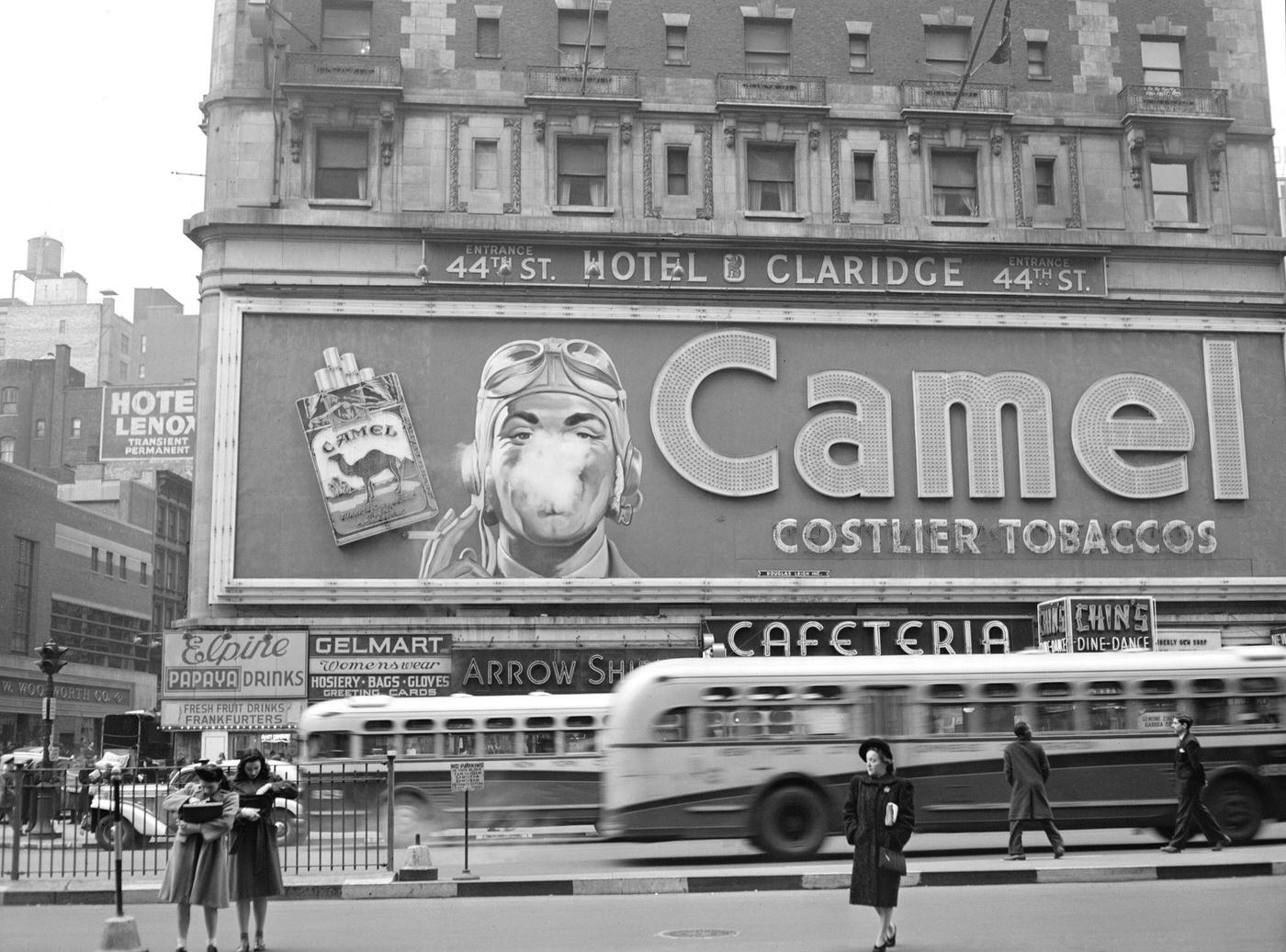 Camel Cigarettes Advertisement, Times Square, Manhattan, 1943