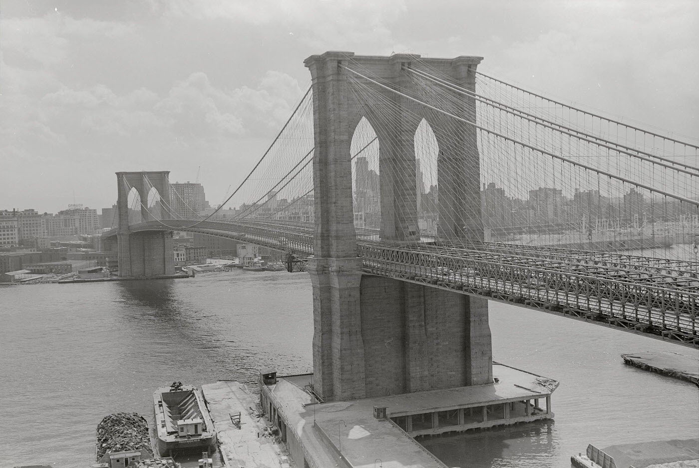 Brooklyn Bridge And Manhattan Skyline, Manhattan, 1940S