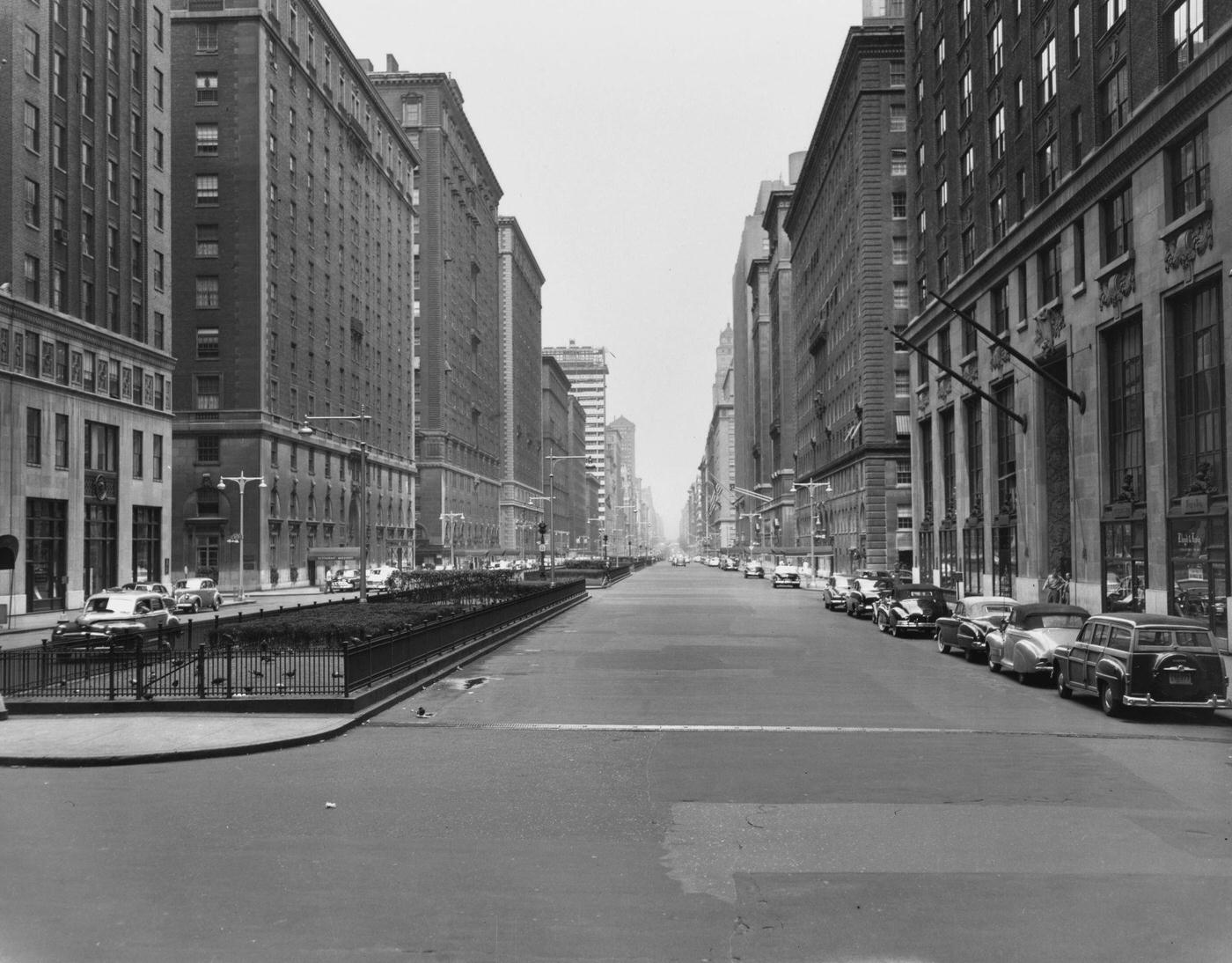 Park Avenue, New York City: Cars Parked On Park Avenue Looking North From East 45Th Street, Manhattan, 1950.