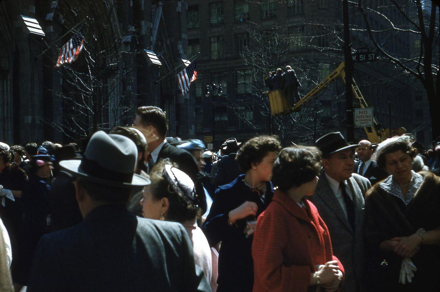 Wpix Cameras Filming Crowds At St Patrick'S Cathedral, Nyc Easter Parade, Manhattan, 1955.