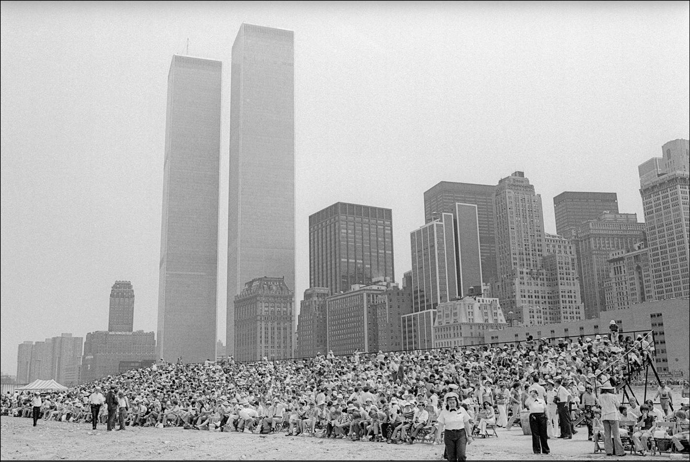 Watching Opsail'S Parade Of Tall Ships, Manhattan, 1976