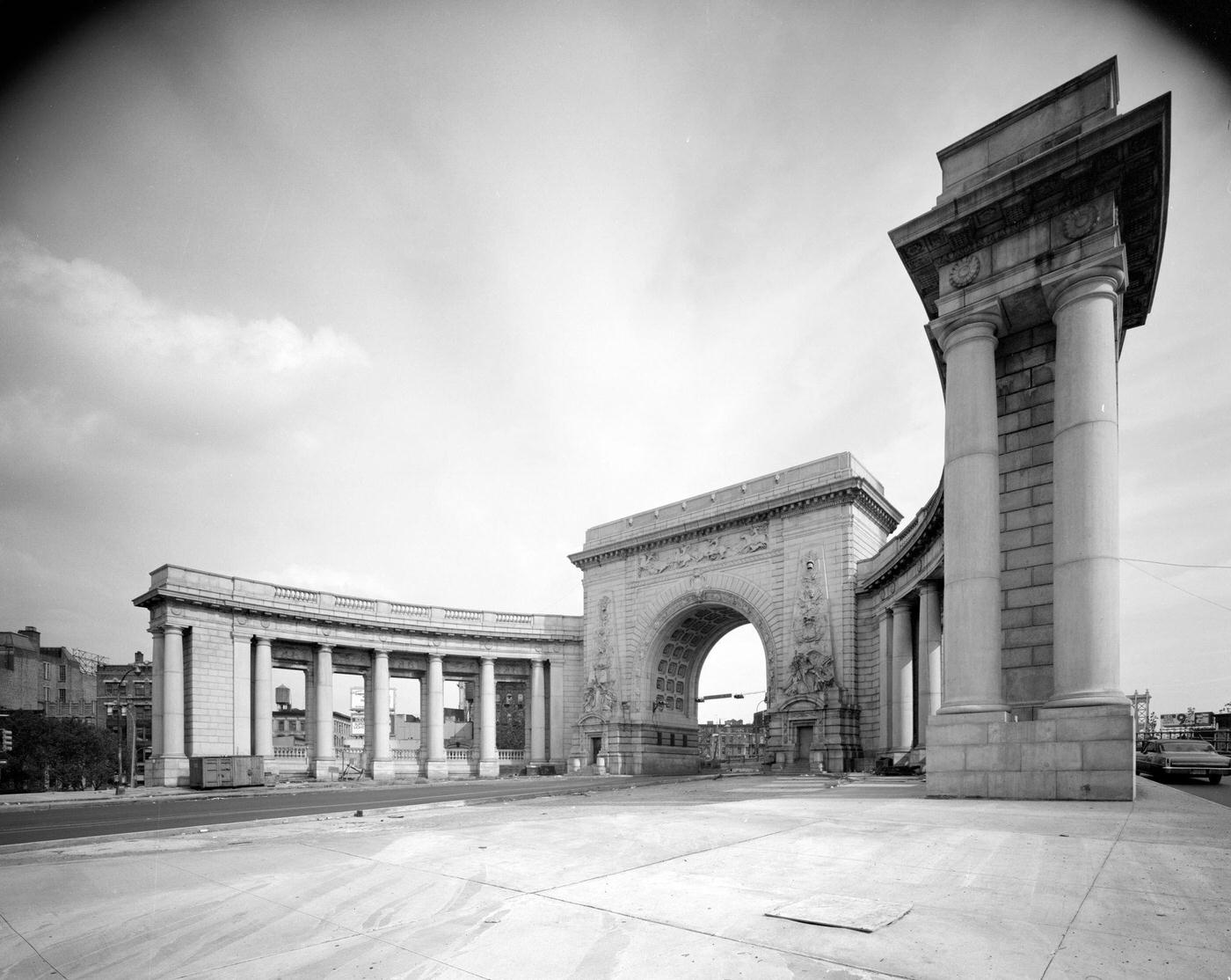 Manhattan Bridge Arch And Colonnade, Manhattan, 1979