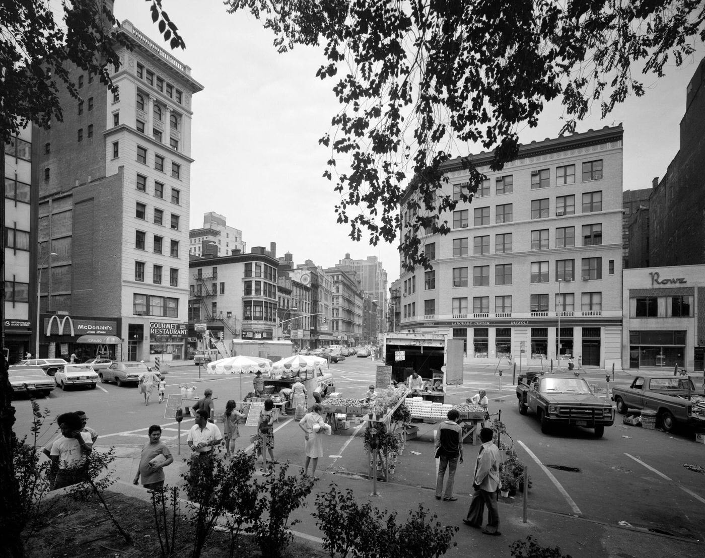 Union Square Greenmarket, Manhattan, 1978