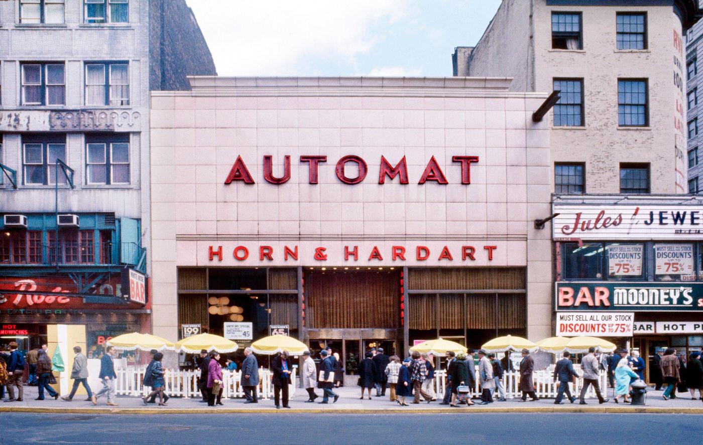 Horn & Hardat Automat, East 14th Street, Manhattan, Early 1970s