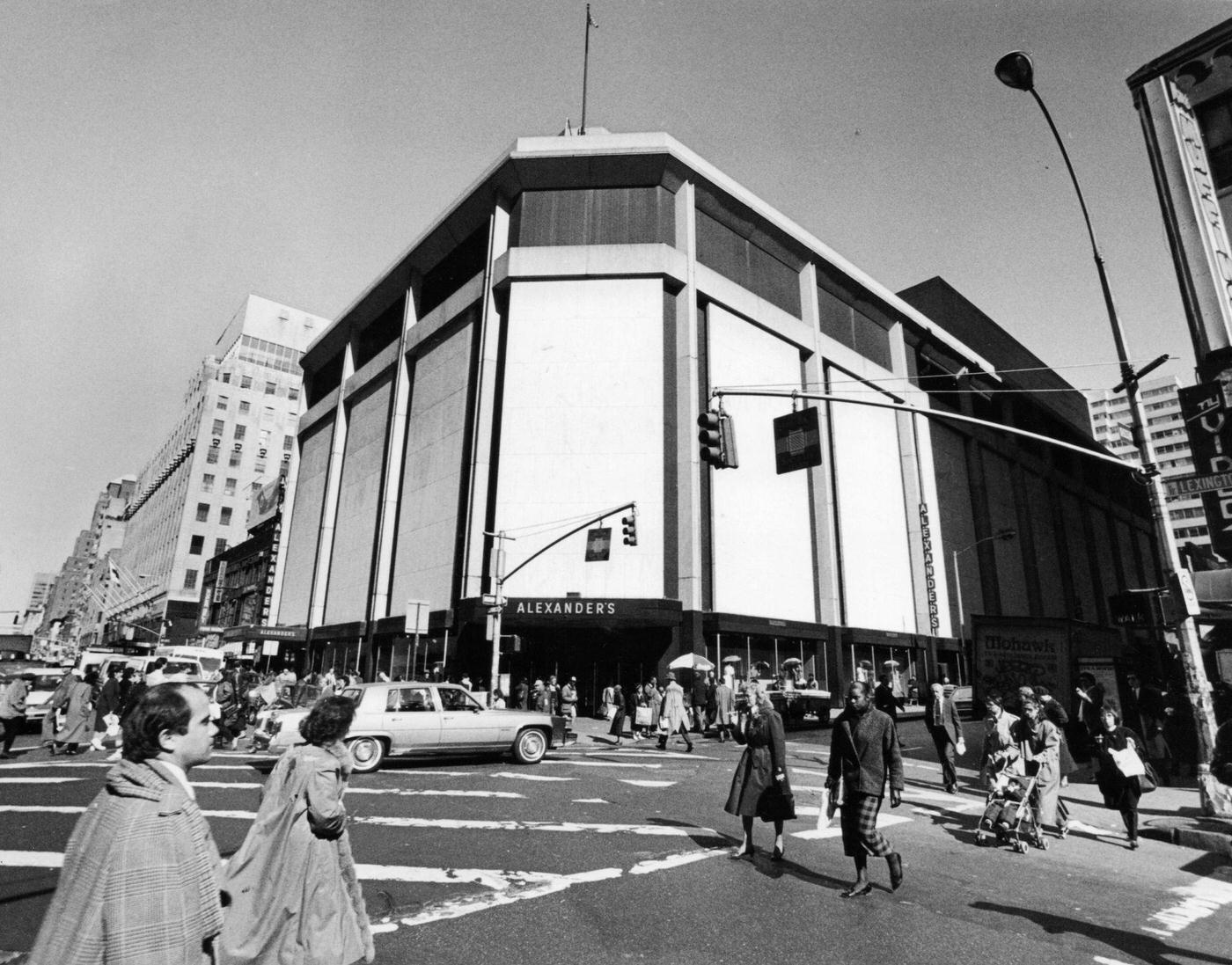 Alexander'S Department Store At Lexington Avenue, Manhattan, 1987