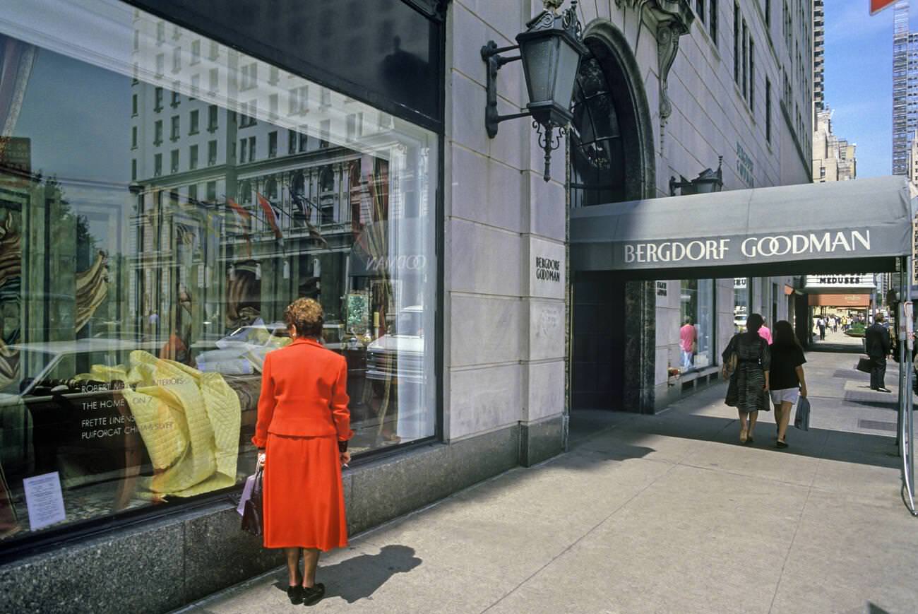 Historical Bergdorf Goodman Department Store, Fifth Avenue, Manhattan, 1988