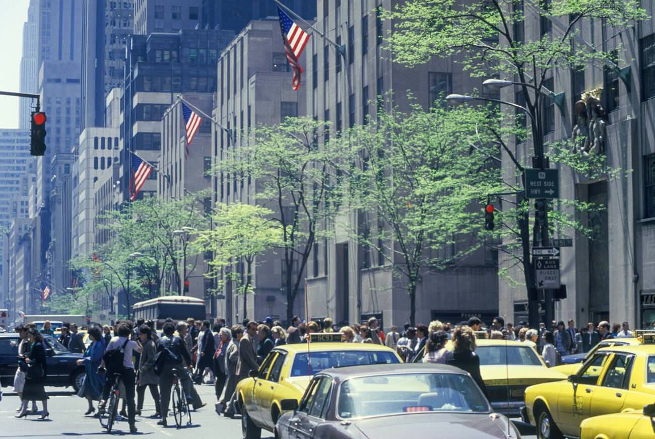 Yellow Taxi Cabs, Rockefeller Center, Fifth Avenue, Manhattan, 1987