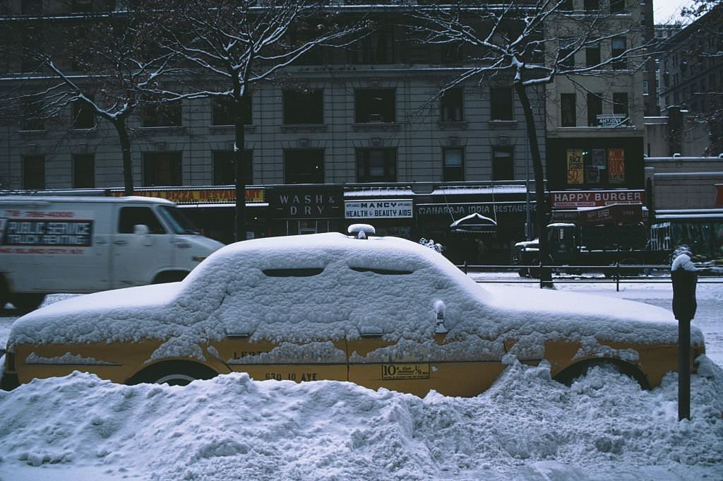 A Taxi In The Snow During The Blizzard, Manhattan, 1996