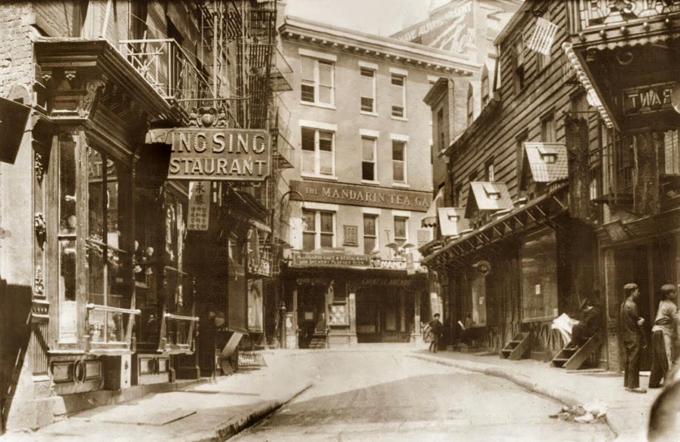 Doyers Street Or 'The Bloody Angle' In The 1900S.