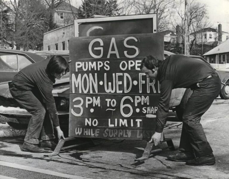 Everyday Life on Staten Island in the 1970s through Stunning Nostalgic ...