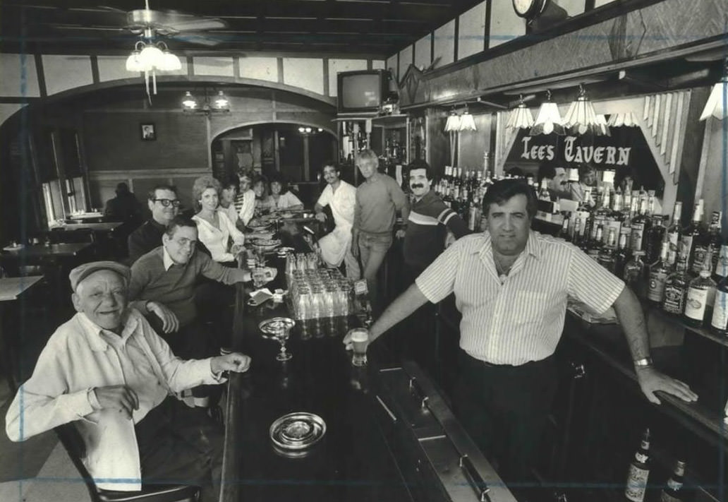 Lee'S Tavern, Iconic Bar And Eatery In Dongan Hills, Known For Pizza, 1950S