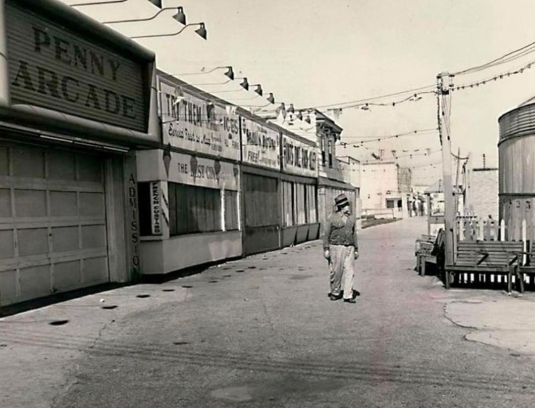 South Beach Amusement Park, Arcade And Kiddie Park In Staten Island, New York, 1951.