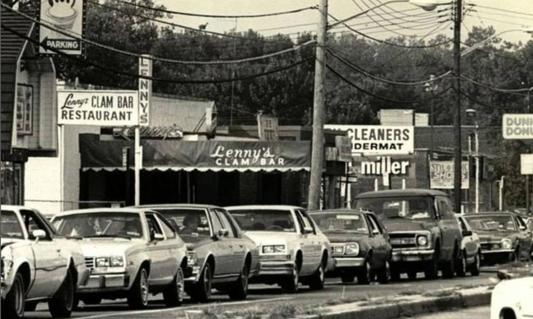 Staten Island Favorites: Dairy Queen, Lenny'S Clam Bar, Paul Miller, Style-O-Pedic Shoes, 1983.