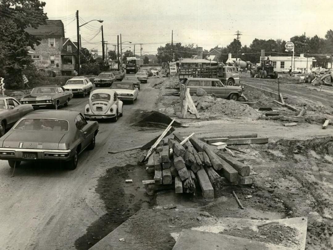 Increased Traffic Along Richmond Avenue Causes Tie-Ups, Construction Continues To Widen Road Near Victory Boulevard, Bulls Head, 1972.