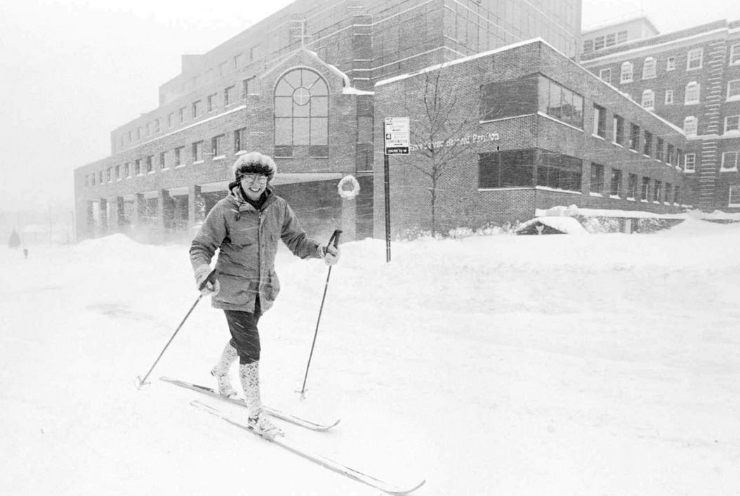 Island Skier Makes Her Way Past St. Vincent'S Hospital During The Blizzard Of 1996, Staten Island Advance, 1996.