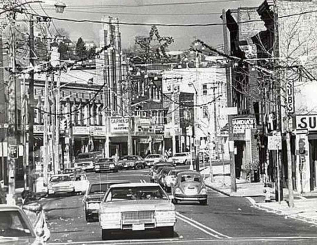 Christmas In Stapleton With Decorations On Bay Street, 1976.