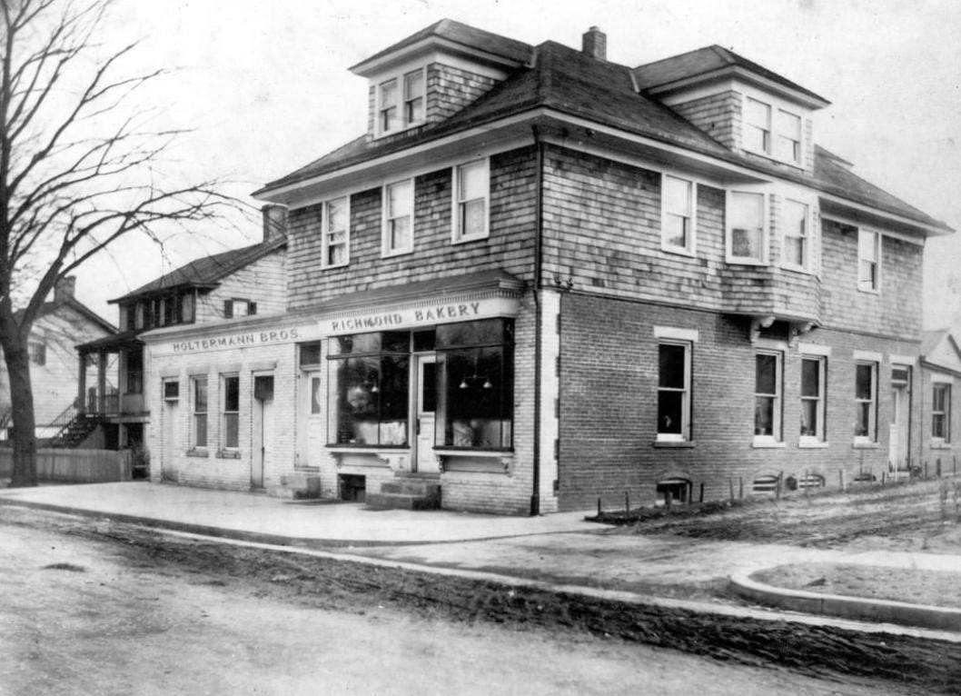 Holtermann'S Bakery, Photographed In Richmond, Now Located On Arthur Kill Road, 1915.