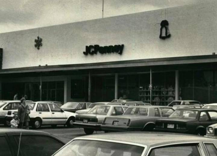 Who Shopped At The Original Jcpenny? Pictured Here In Its Previous Staten Island Location On Forest Avenue In Port Richmond, 1990.