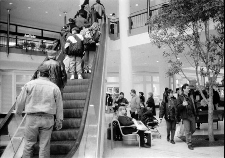 Staten Island Mall, 1997.