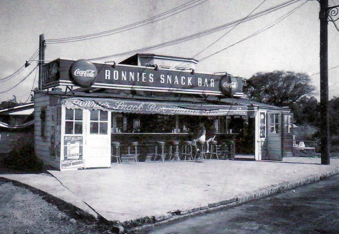 Ronnies Snack Bar At South Beach Amusement, 1955.