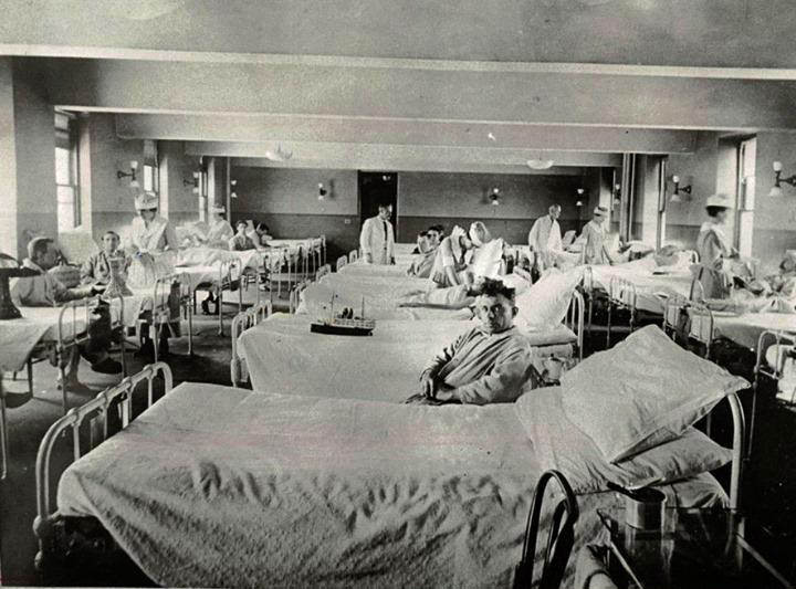 Early Medical Care At Sea View Hospital And Home On Staten Island, Circa 1920.