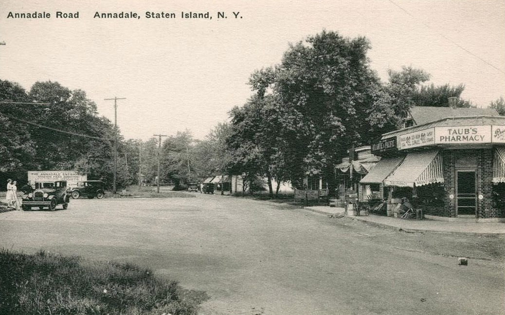 Annadale Road, Annadale, Staten Island - Taub'S Pharmacy On Corner Next To The Atlantic &Amp;Amp; Pacific, 1910S