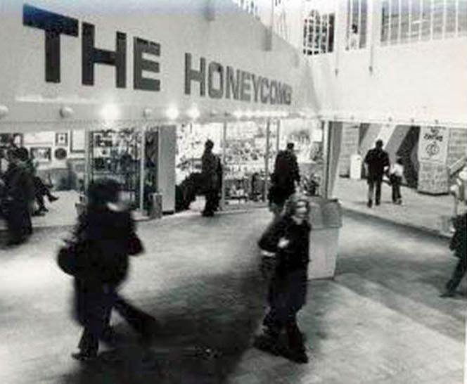 The Honeycomb, A Basement Area In The Staten Island Mall, Used By Vendors, 1980S