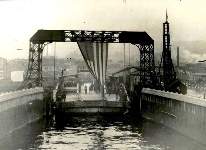 Big Celebration When The City Started Ferry Service From Manhattan To Stapleton; Discontinued At The End Of 1913, 1909.