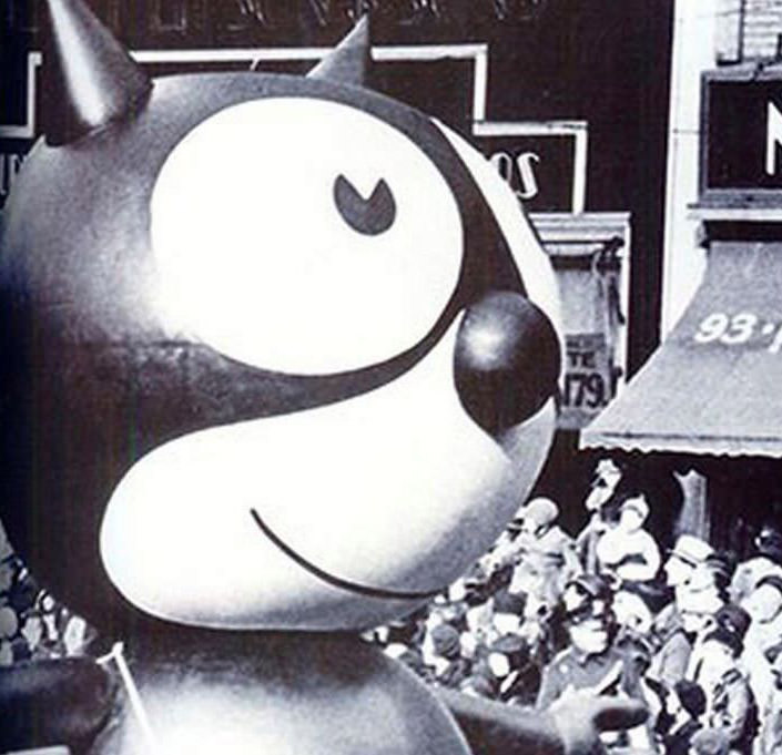 Felix The Cat Debuted As The First-Ever Balloon In The Macy'S Thanksgiving Day Parade, 1927.