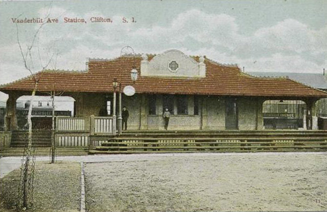 Clifton Train Station, Circa 1910.