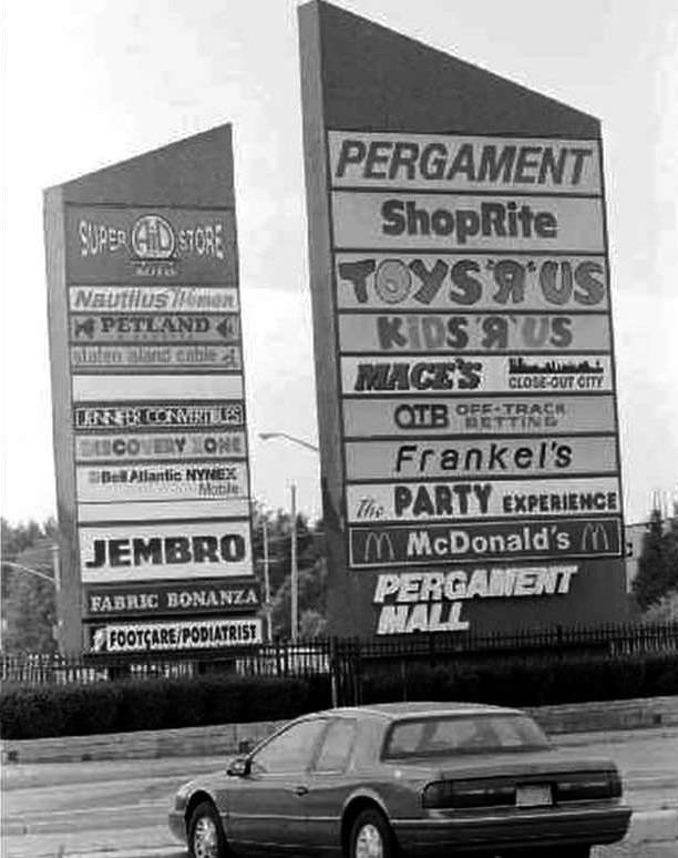 Stores In The Richmond Avenue Shopping Center, Including Crazy Eddie'S And Beefsteak Charlies, Circa 1997.