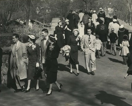 Easter Paraders At Clove Lake Park, 1940S.